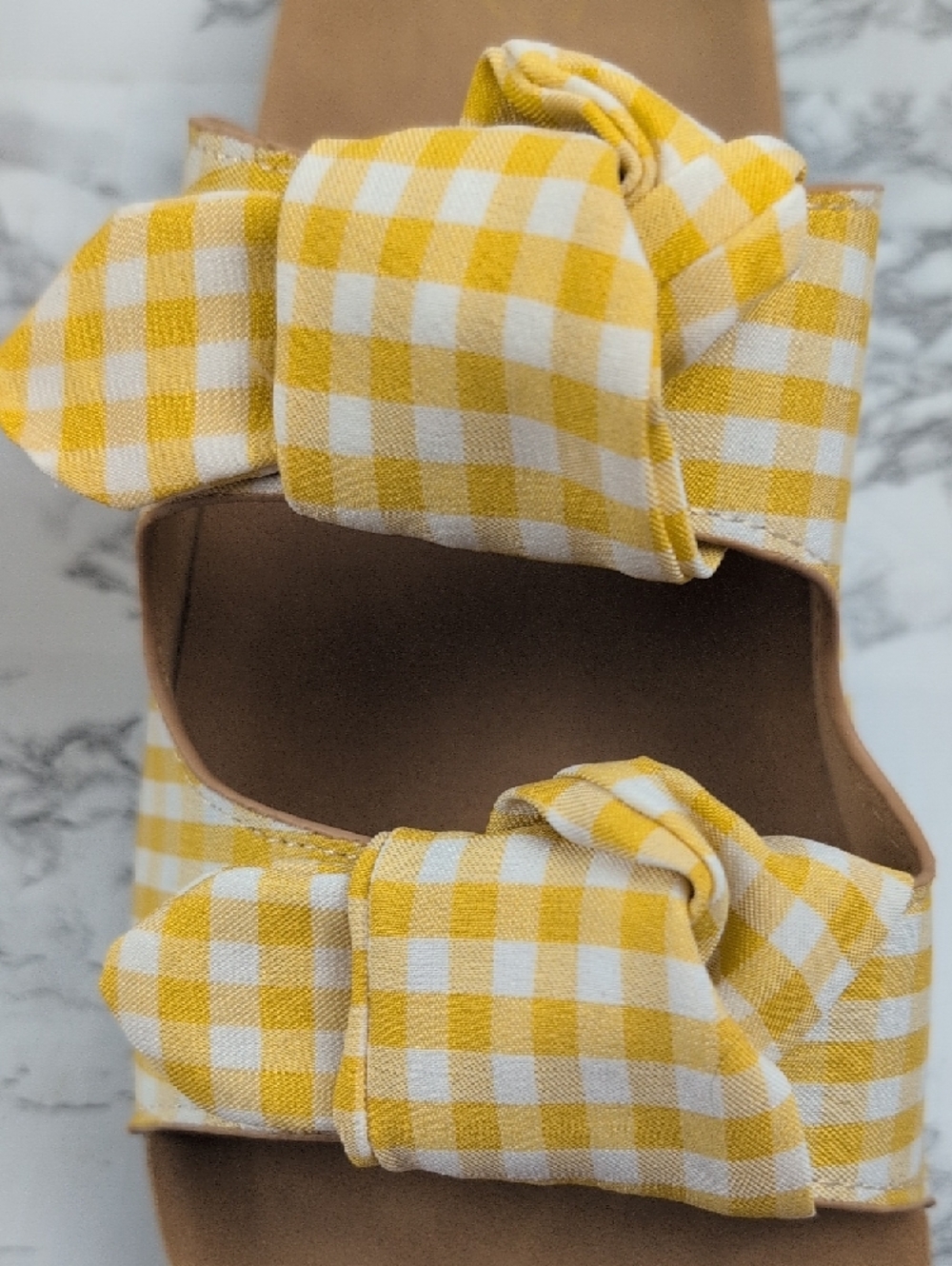 Comfort Est. 1946 Yellow Gingham Bow Slide Sandals - Size 10

​ - Picture 6 of 7
